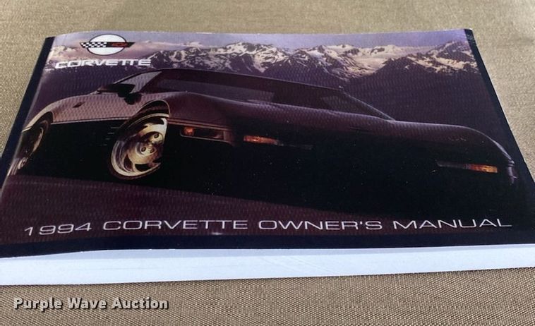 image for item JE9616 1994 Chevrolet Corvette 2LT  convertible