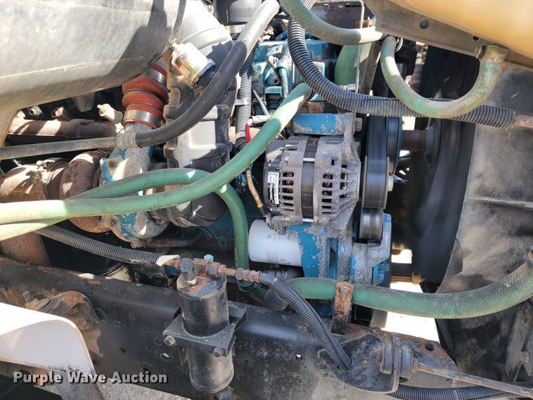 image for item JE9884 1996 International 4900  box truck