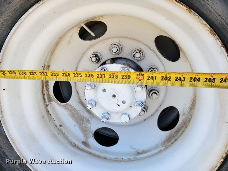 image for item JE9884 1996 International 4900  box truck