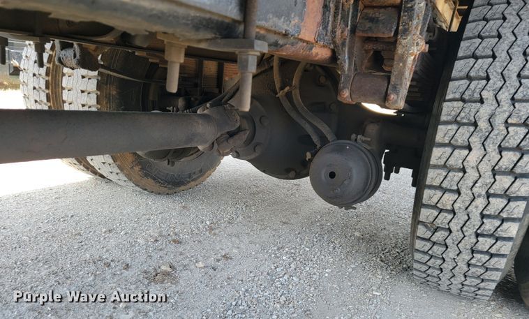 image for item JE9884 1996 International 4900  box truck