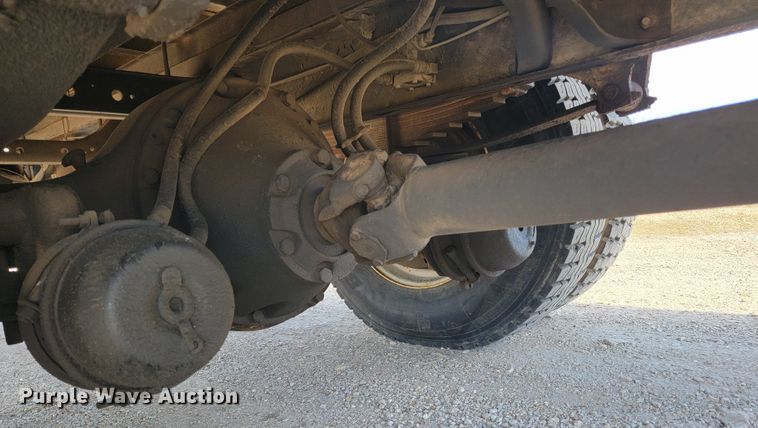 image for item JE9884 1996 International 4900  box truck