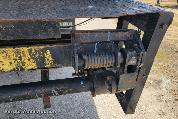 image for item JE9884 1996 International 4900  box truck