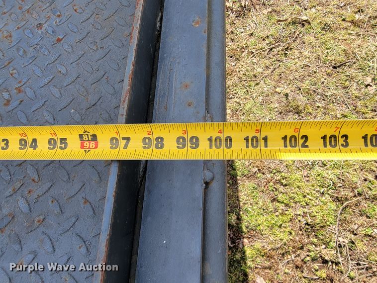 image for item JE9895 2002 Chevrolet Silverado 3500  tow truck