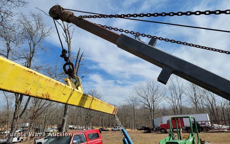 image for item JE9895 2002 Chevrolet Silverado 3500  tow truck