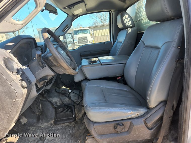 image for item JG9199 2015 Ford F550 Super Duty  dump truck