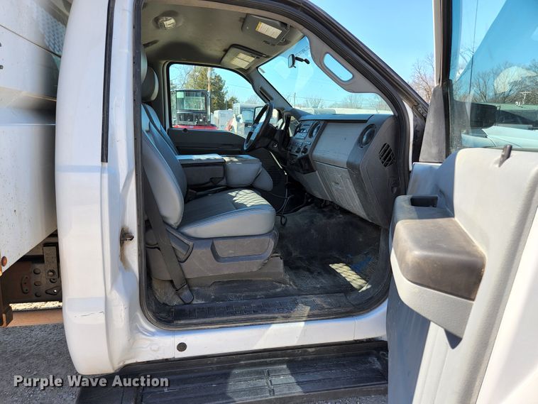 image for item JG9199 2015 Ford F550 Super Duty  dump truck