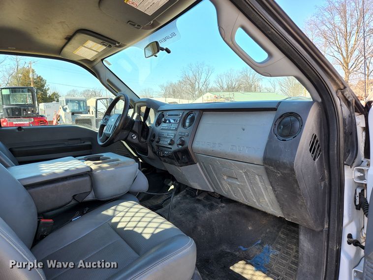 image for item JG9199 2015 Ford F550 Super Duty  dump truck