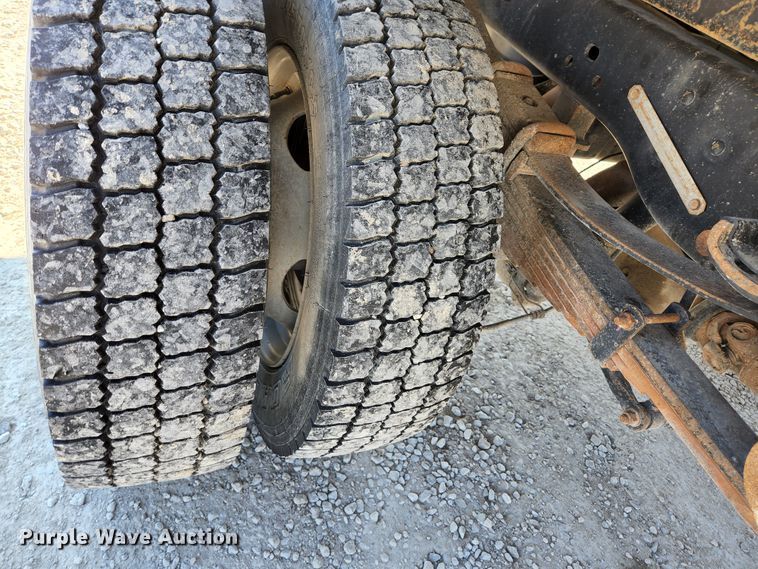 image for item JG9199 2015 Ford F550 Super Duty  dump truck