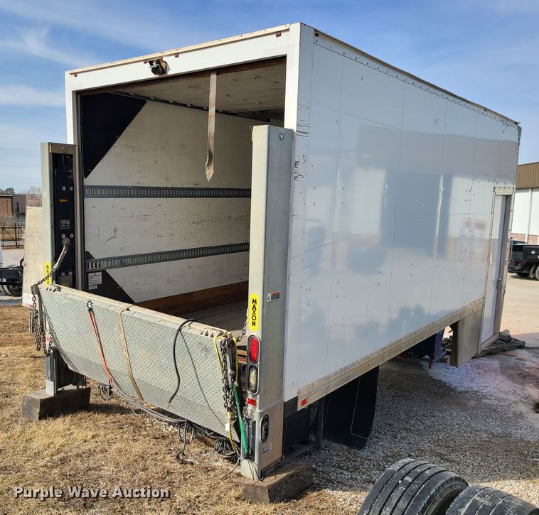 image for item JG9202 Box bed