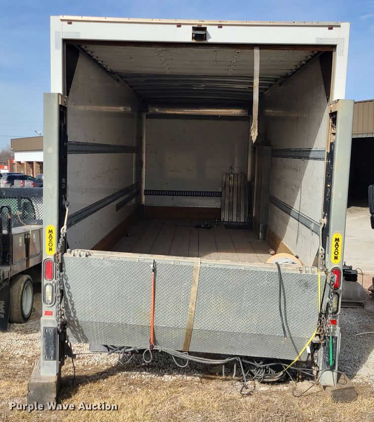 image for item JG9202 Box bed