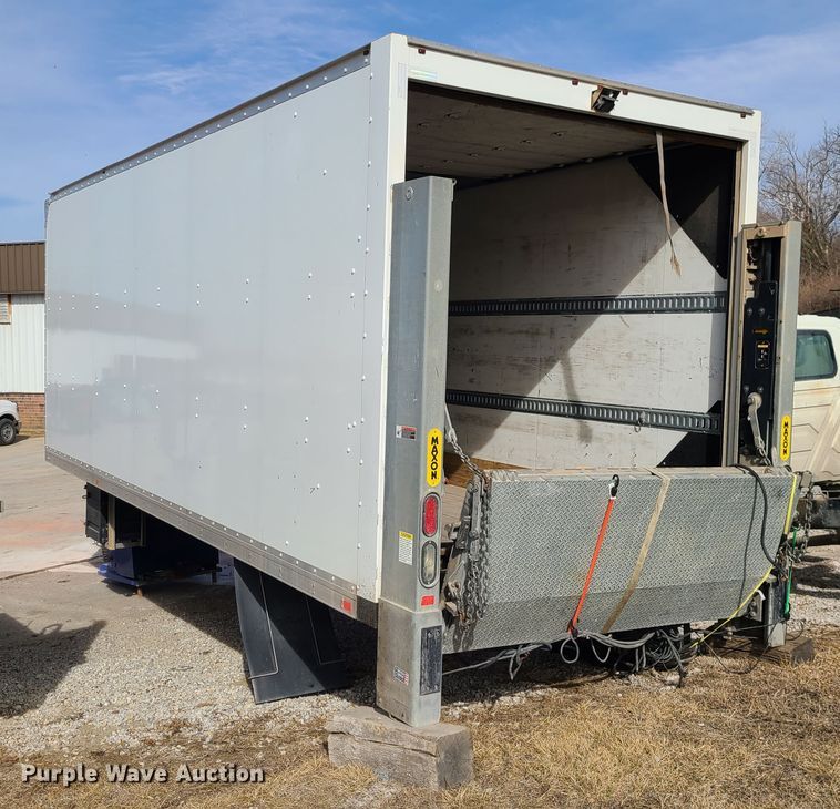 image for item JG9202 Box bed