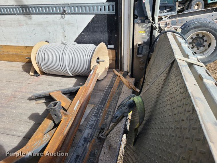 image for item JG9202 Box bed