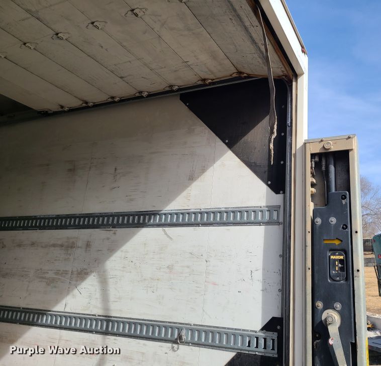 image for item JG9202 Box bed