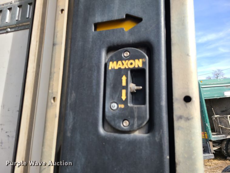 image for item JG9202 Box bed