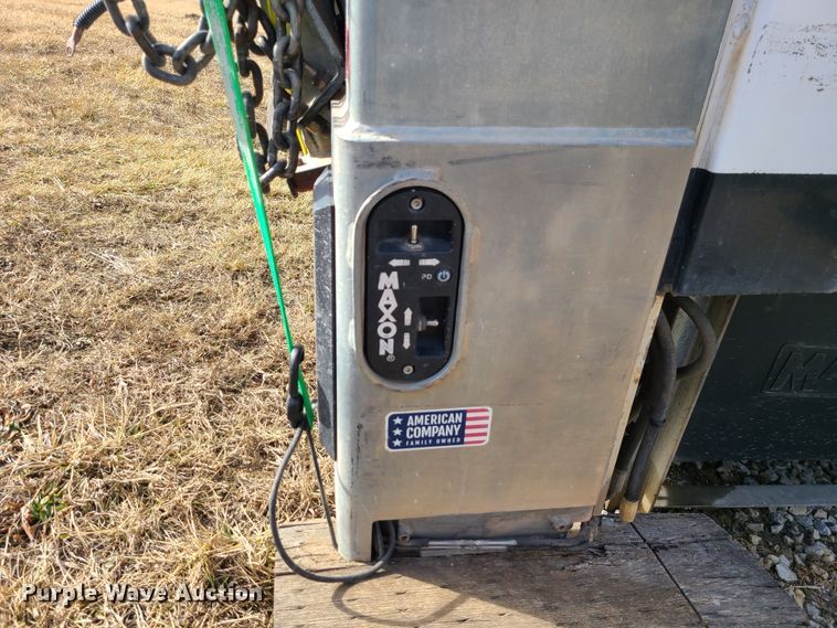 image for item JG9202 Box bed