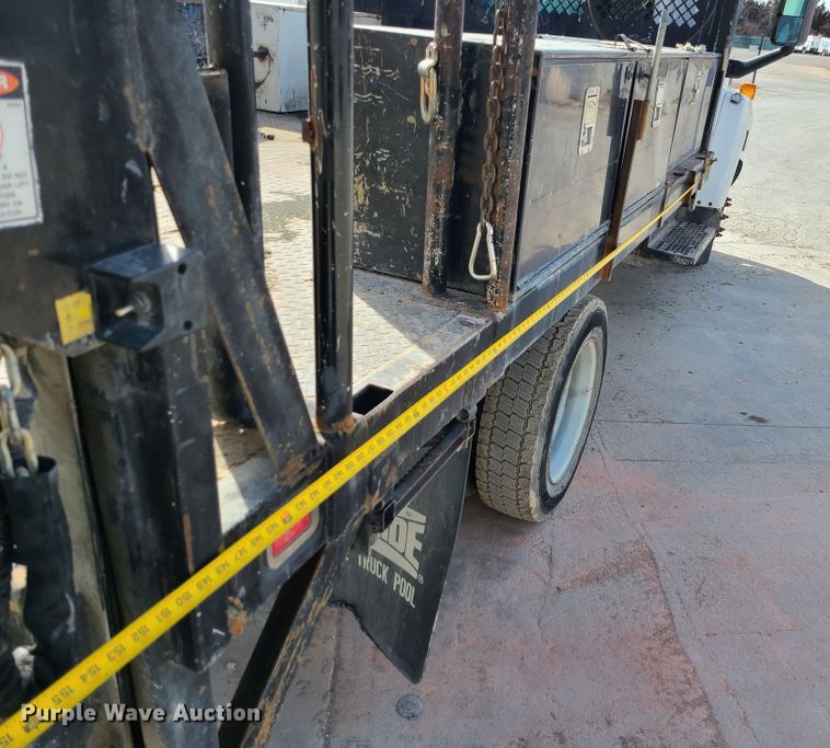 image for item JG9203 2007 Chevrolet C4500  flatbed truck