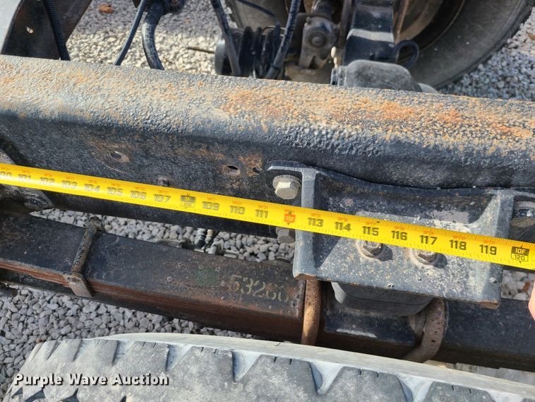 image for item JG9204 2006 International 4300  truck cab and chassis