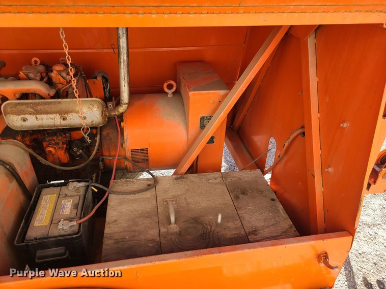 image for item JG9216 Over-Lowe TPME3Q4D  light plant