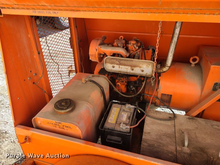 image for item JG9216 Over-Lowe TPME3Q4D  light plant