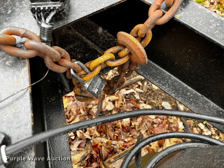 image for item JH9387 1992 Belshe T24  utility trailer