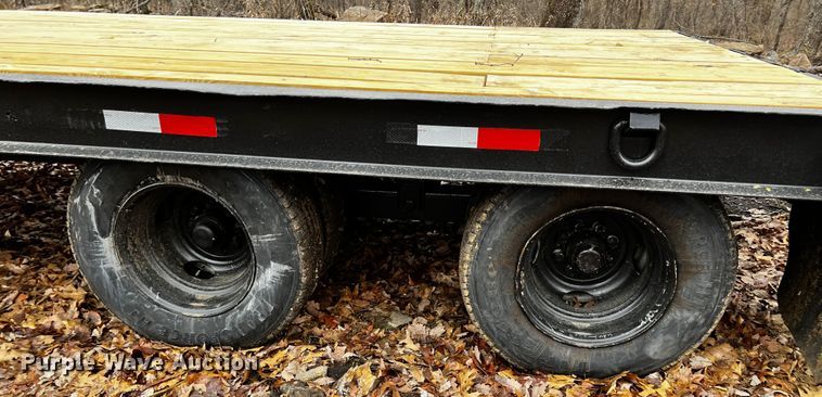 image for item JH9387 1992 Belshe T24  utility trailer