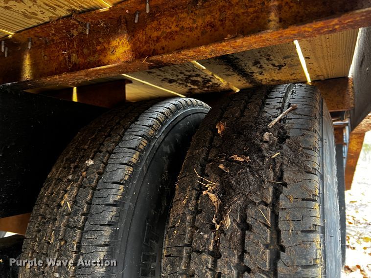 image for item JH9387 1992 Belshe T24  utility trailer