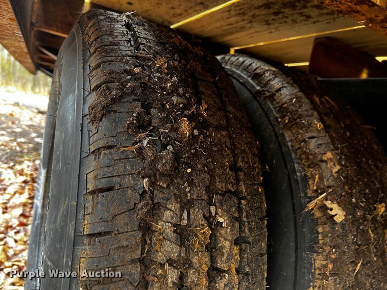 image for item JH9387 1992 Belshe T24  utility trailer