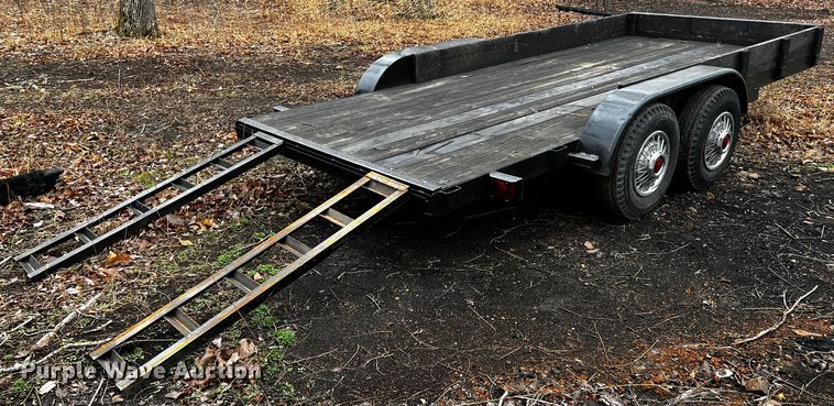 image for item JH9388 1999 Stillwater Supply  utility trailer