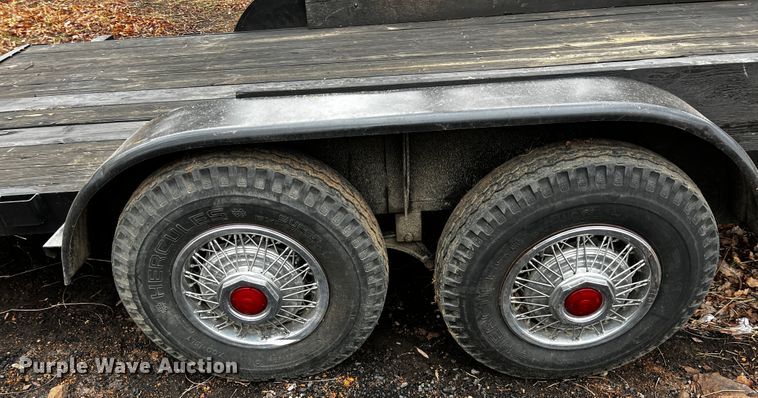 image for item JH9388 1999 Stillwater Supply  utility trailer