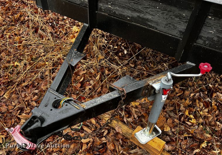 image for item JH9388 1999 Stillwater Supply  utility trailer