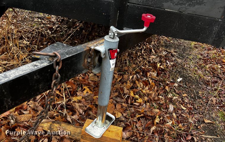 image for item JH9388 1999 Stillwater Supply  utility trailer