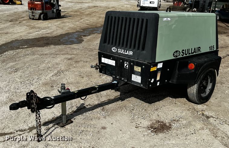 image for item JH9396 Sullair 185  air compressor