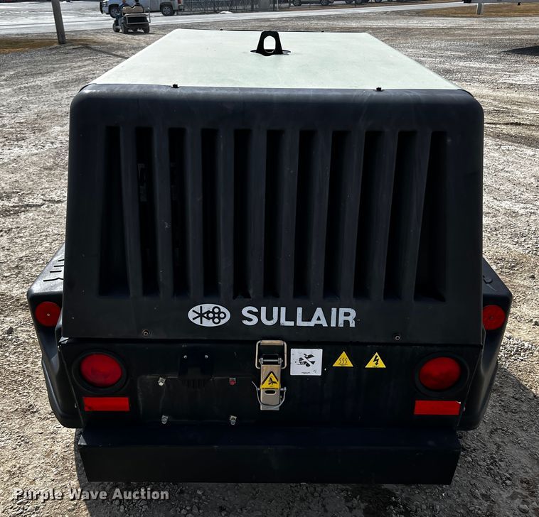 image for item JH9396 Sullair 185  air compressor