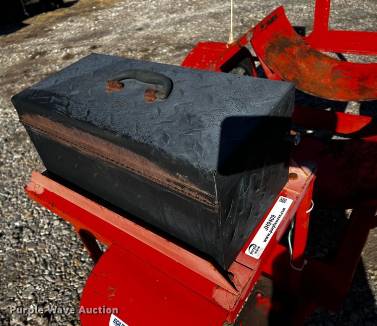 image for item JH9409 Equipment Depot RS-300TR  barrel trailer