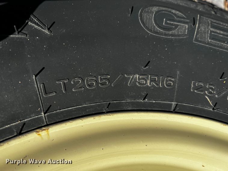 image for item JH9409 Equipment Depot RS-300TR  barrel trailer