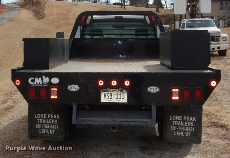 image for item JJ9307 1993 Ford F450 Super Duty  flatbed truck