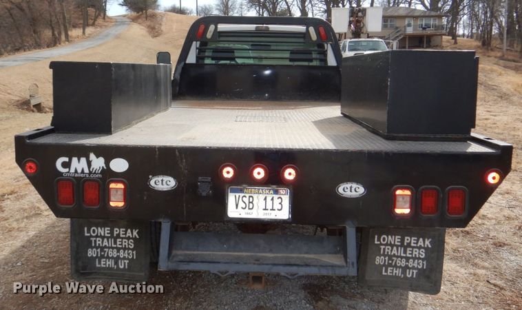 image for item JJ9307 1993 Ford F450 Super Duty  flatbed truck