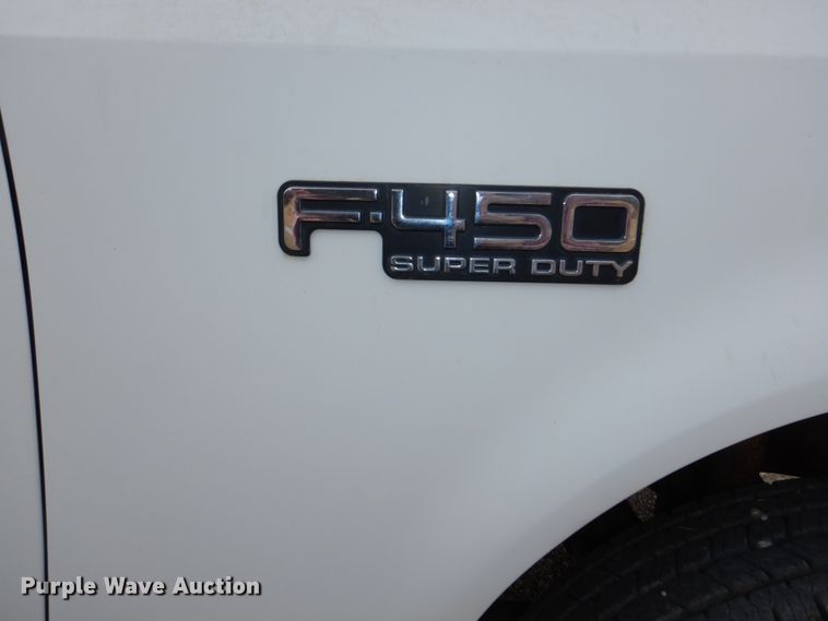 image for item JJ9307 1993 Ford F450 Super Duty  flatbed truck