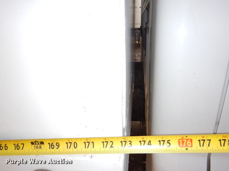 image for item JJ9308 2000 Ford F550 Super Duty XLT  flatbed truck