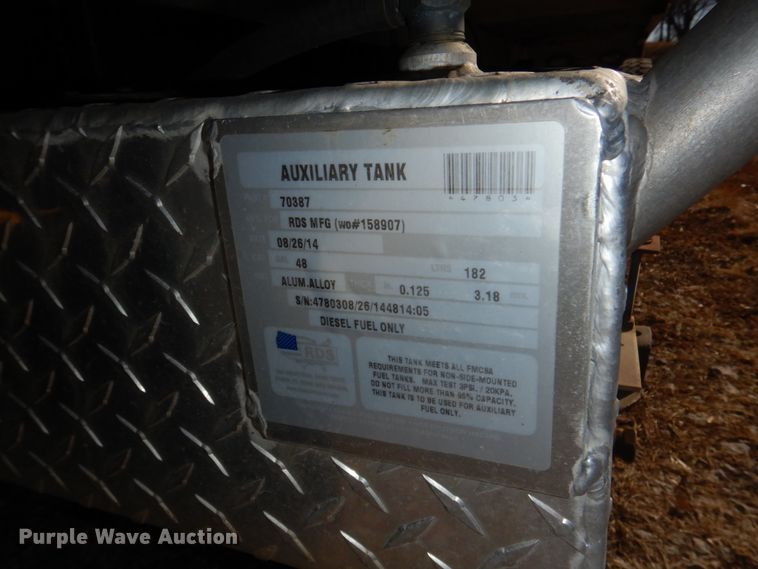 image for item JJ9308 2000 Ford F550 Super Duty XLT  flatbed truck