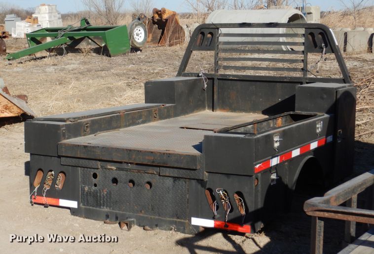 image for item JJ9326 Flatbed