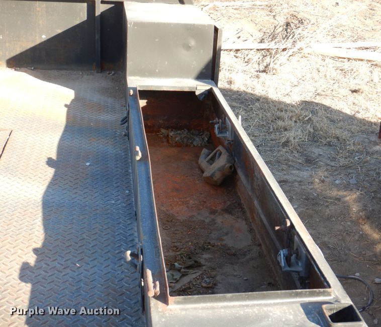 image for item JJ9326 Flatbed