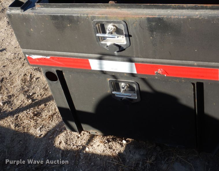 image for item JJ9326 Flatbed