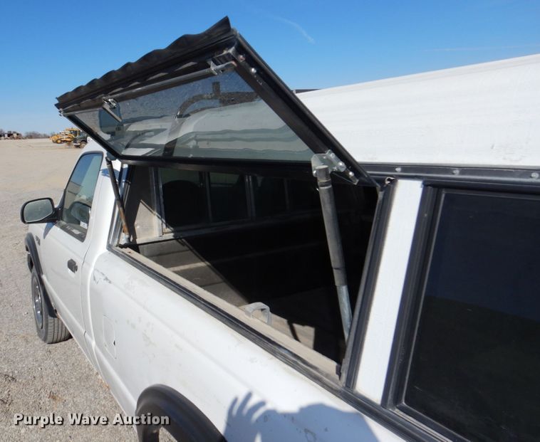 image for item JJ9333 2001 Ford Ranger  pickup truck