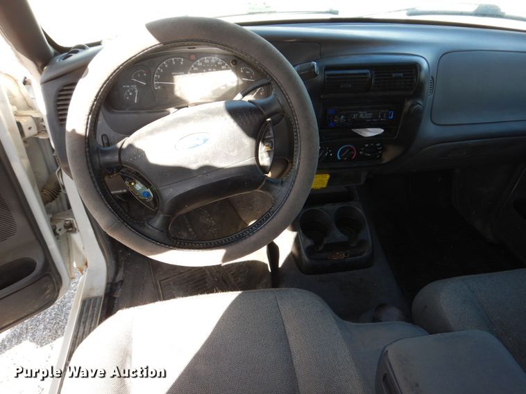 image for item JJ9333 2001 Ford Ranger  pickup truck