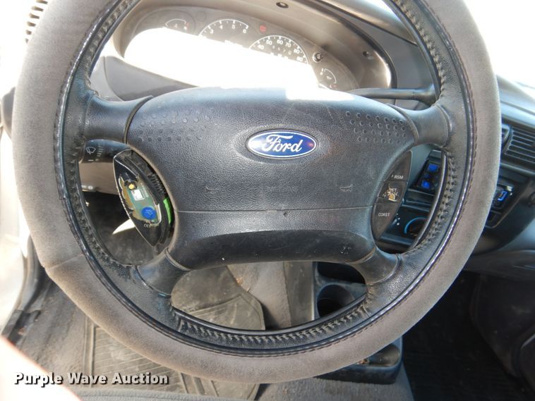 image for item JJ9333 2001 Ford Ranger  pickup truck