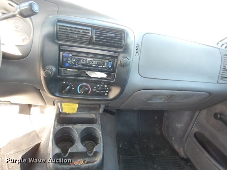 image for item JJ9333 2001 Ford Ranger  pickup truck