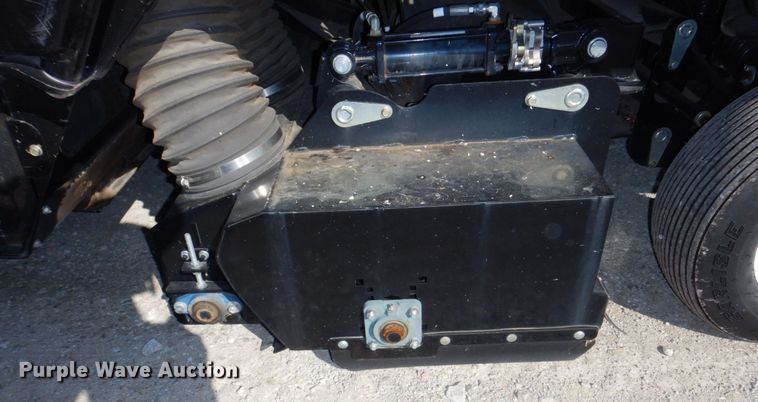 image for item JJ9336 Harper TV30  turf vac