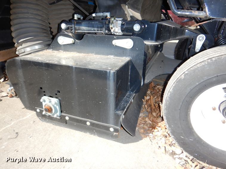 image for item JJ9336 Harper TV30  turf vac