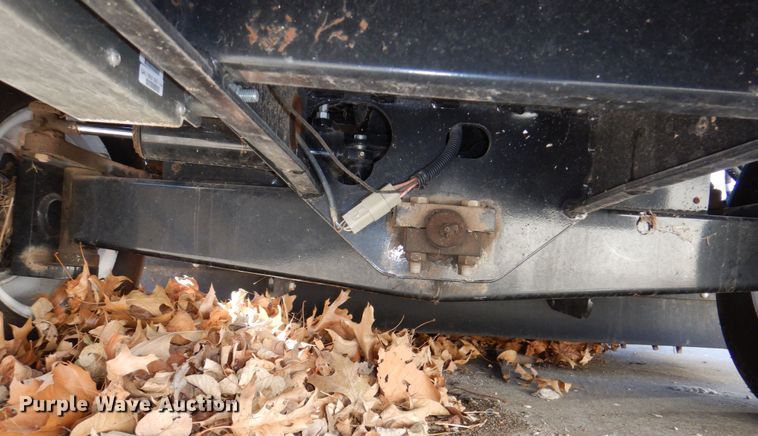 image for item JJ9336 Harper TV30  turf vac